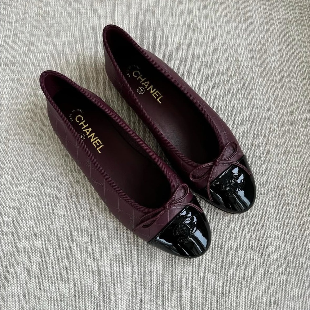 BRAND NEW Authentic Chanel Burgundy Flats 38